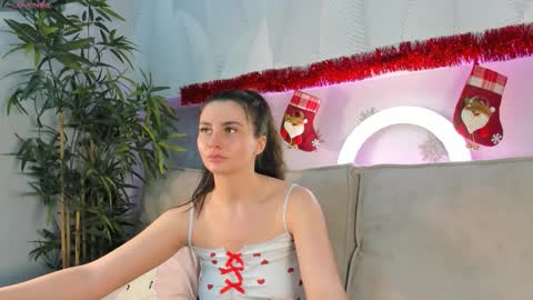 Tina online show from December 22, 9:56 am