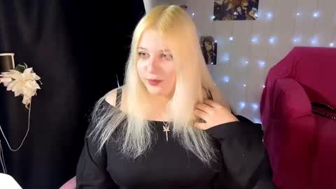 Tina  online show from March 31, 7:52 am