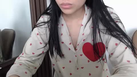 tinapd online show from April 18, 2:47 am