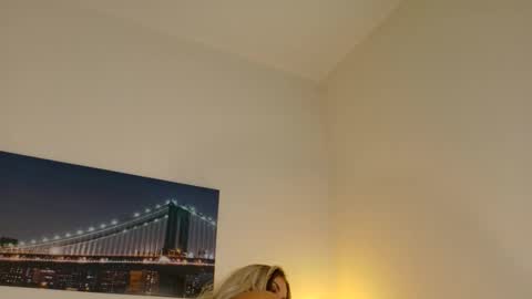 tinkerbell822 online show from October 23, 8:42 am