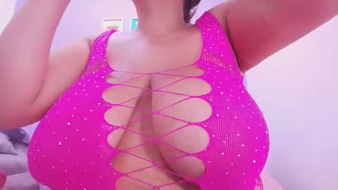 Snapshot of tinkerbell_1 chatting on February 25, 7:27 pm tinkerbell online show from February 25, 7:27 pm