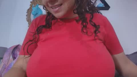 Snapshot of tinkerbell_1 chatting on March 8, 7:29 pm tinkerbell online show from March 8, 7:29 pm