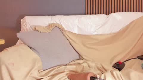 Hey Im Annie  online show from September 19, 10:31 pm