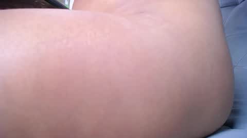 tiny_whore18 online show from February 18, 7:07 am