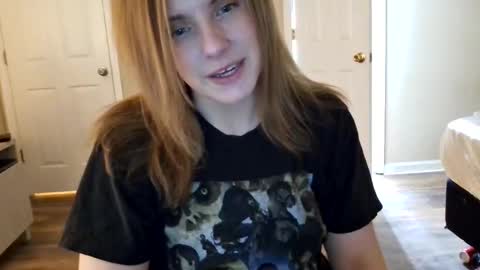 tinywithtiddies online show from February 10, 7:00 am