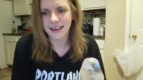 tinywithtiddies online show from November 26, 1:39 am