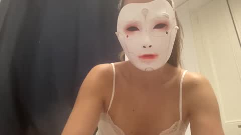 Tinks online show from November 2, 4:16 am