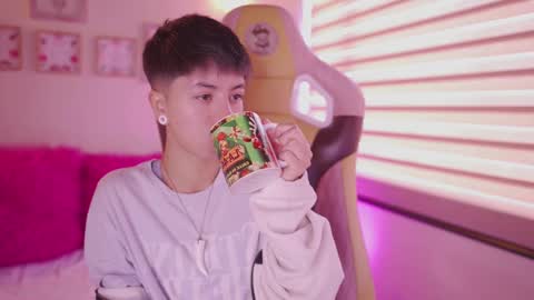 Blue  online show from February 20, 1:01 pm