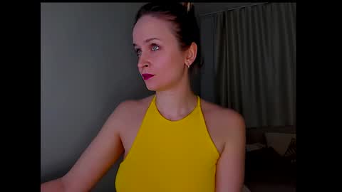 Snapshot of tony_and_alice chatting on February 25, 8:21 pm Tony and Alice online show from February 25, 8:21 pm