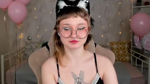 Tori online show from April 11, 1:01 am