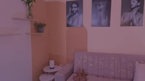 Tori Cross online show from April 19, 6:10 pm