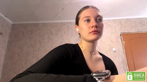 Anita online show from March 25, 11:35 am