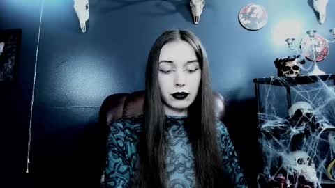 toxicdomme online show from December 18, 8:35 pm