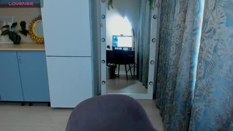 Kate online show from February 28, 5:26 am