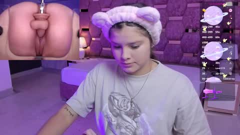 Trianna online show from December 1, 1:47 pm