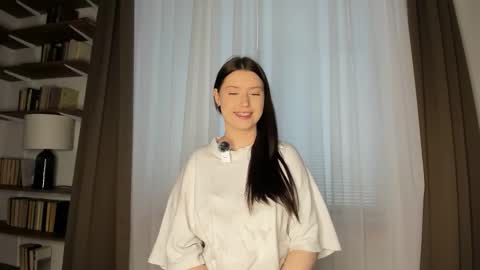 Stella online show from January 14, 9:03 am