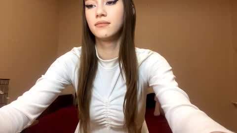 Snapshot of trishaawbrey chatting on October 29, 1:15 pm Ur Trisha online show from October 29, 1:15 pm