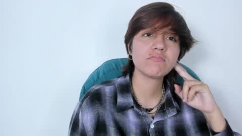 Maru online show from April 6, 7:04 pm