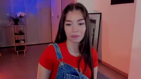 Snapshot of tsukys_spell chatting on February 12, 2:35 am Tsuky online show from February 12, 2:35 am