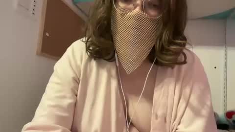 Tulip online show from February 24, 10:30 pm