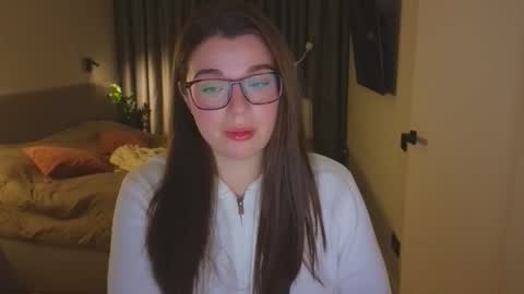 Ariana online show from November 16, 5:46 pm