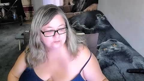 Lana online show from January 9, 3:55 am