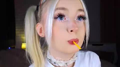 twinklefluff online show from September 20, 2:26 pm