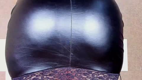 tykita online show from November 27, 7:11 am