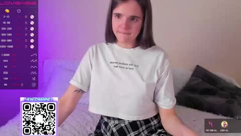 Ema online show from April 16, 7:57 pm