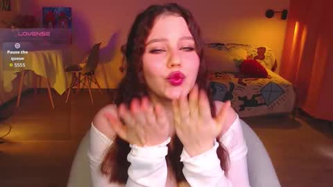 Alice online show from November 16, 8:49 am