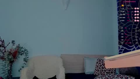 Alice online show from March 26, 7:15 pm