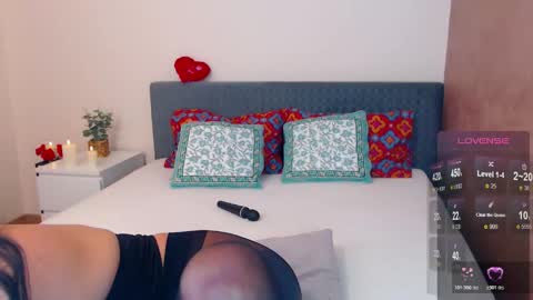 Andreea online show from December 3, 8:17 am