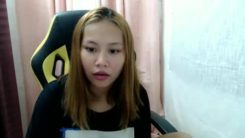 ur_small_girl online show from February 23, 6:57 am