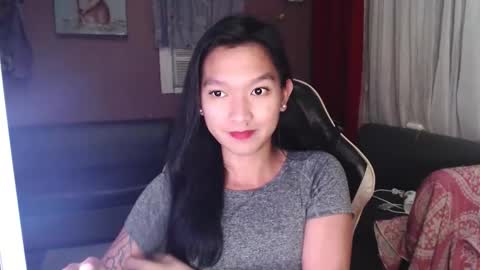 NEWRA  ALLISON online show from October 17, 7:17 pm