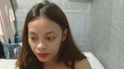juliana online show from May 20, 1:52 pm