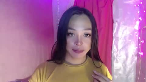 TYRA online show from February 3, 6:56 pm