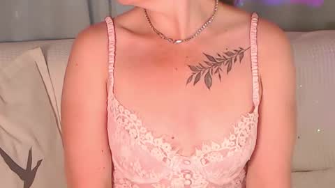 Silvia online show from October 4, 6:52 am