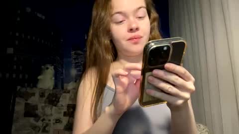 Hannah online show from December 19, 12:23 pm