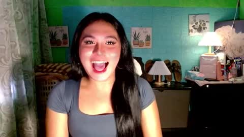 YOURGIRLCAMILLA online show from November 30, 4:05 am