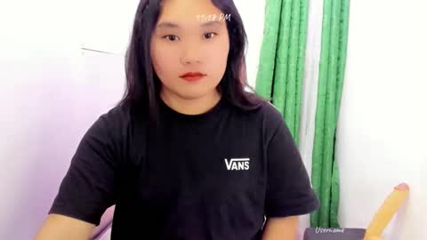 Snapshot of urwildpinayxxx chatting on October 26, 3:18 pm melody online show from October 26, 3:18 pm