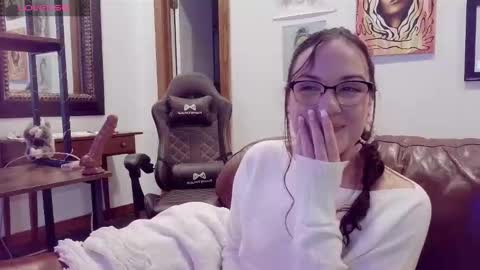 vagelicious online show from October 29, 8:00 pm