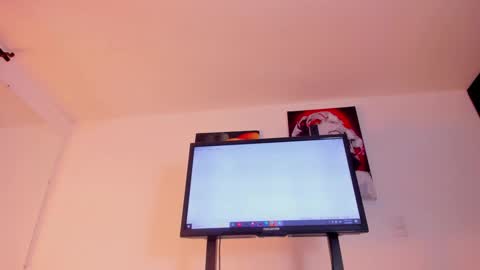 Vahiolet smith online show from March 3, 4:21 pm