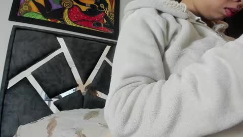 Vahiolet smith online show from October 7, 3:11 am