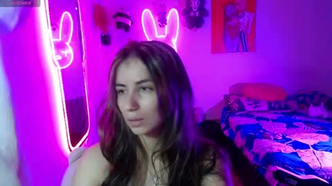 valentina online show from June 24, 3:38 am