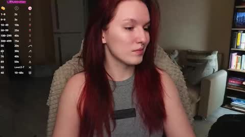 Val online show from February 3, 8:12 pm