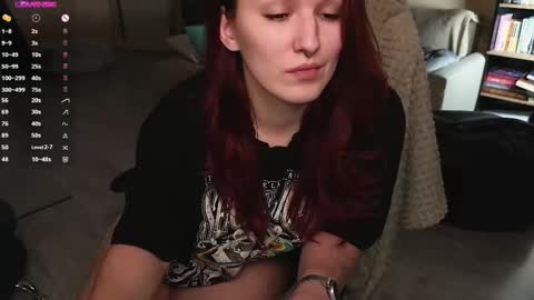 Val online show from February 16, 9:03 pm