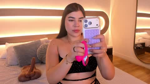 Valentina online show from April 9, 3:42 am