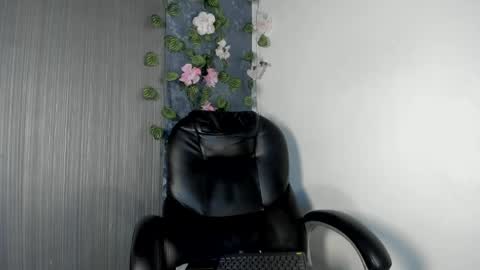 Valentina  Dolls online show from April 15, 10:43 pm