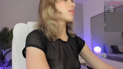 VALENTINA  online show from March 11, 11:48 pm