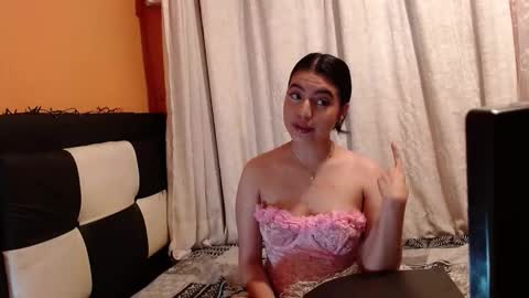 valentinasmith18 online show from March 9, 1:09 am